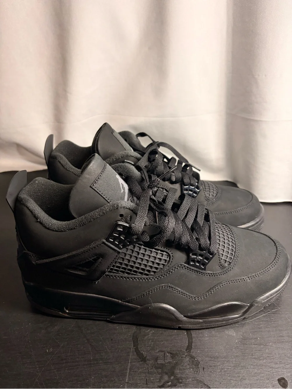 Men's Black Basketball Sneakers Jordan 4